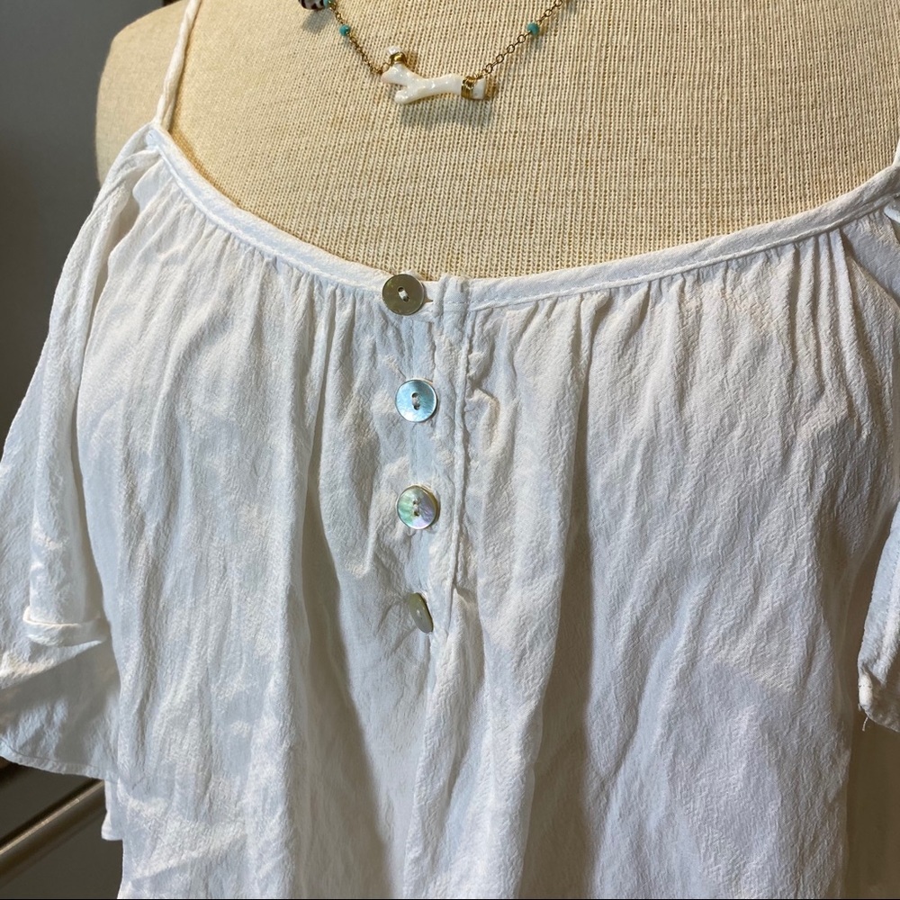 Cold Shoulder Flutter Top - Picture 2 of 11